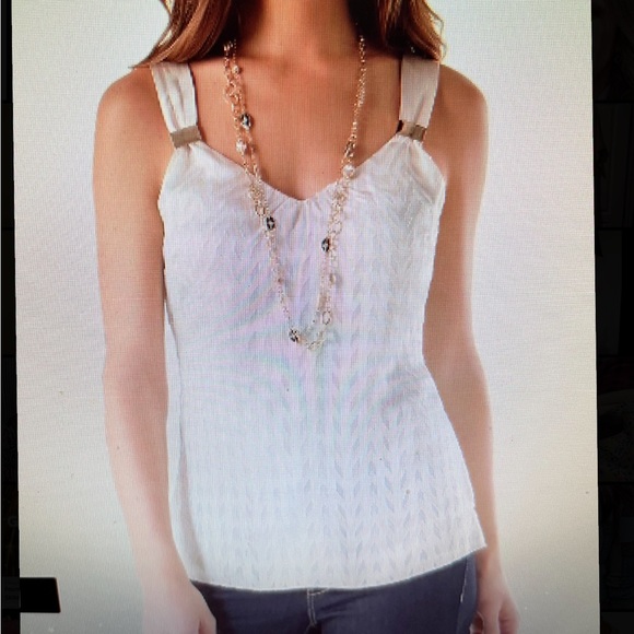 White House Black Market Tops - WHITE HOUSE BLACK MARKET CHEVRON BURNOUT SHELL SIZE MEDIUM NWT!